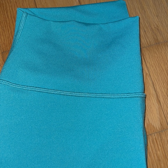 ALO High Waisted airlift leggings (size L. Color Aqua blue) - Picture 3 of 5